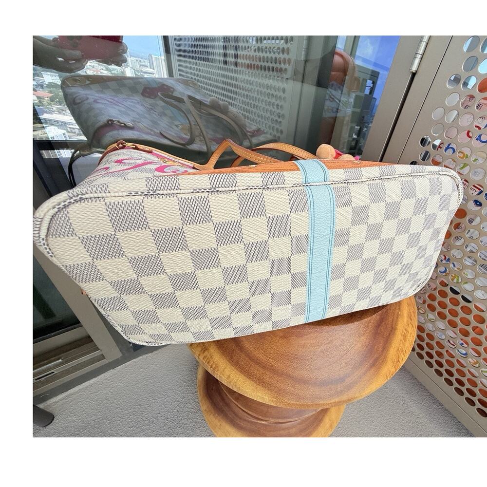 Louis Vuitton Hawaii Neverfull MM bag Summer Trunks Damier Azur Maui Hello Kitty - Picture 7 of 16